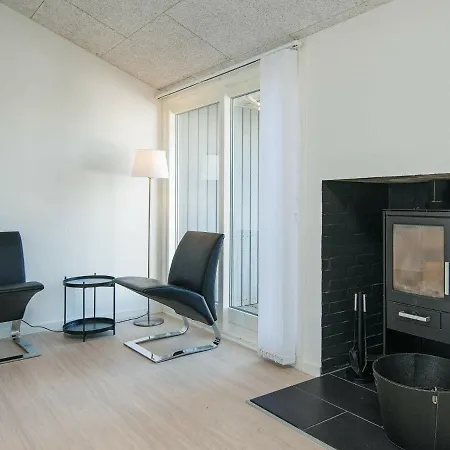 Five-bedroom In Borkop 2 *